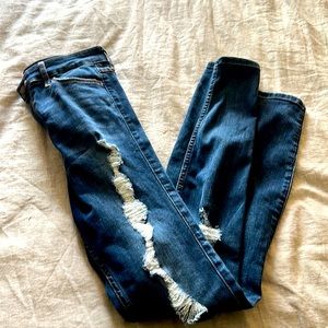 Hollister, high rise super skinny ripped jeans, size 7R